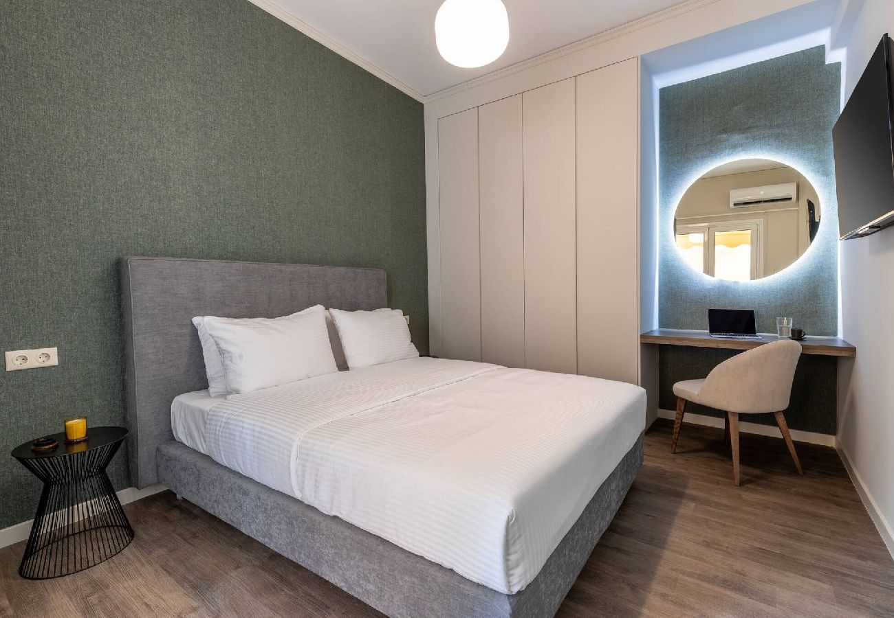 Apartment in Athens - BEEHIVE GROUND